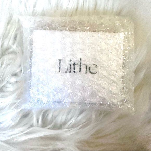 🆕 Unopened Lithe “Astral” Eyeshadow Palette - Picture 5 of 6